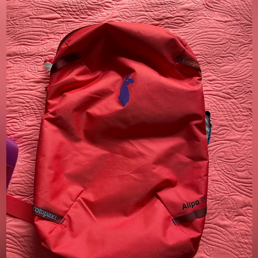 Cotopaxi Allpa 35L travel pack